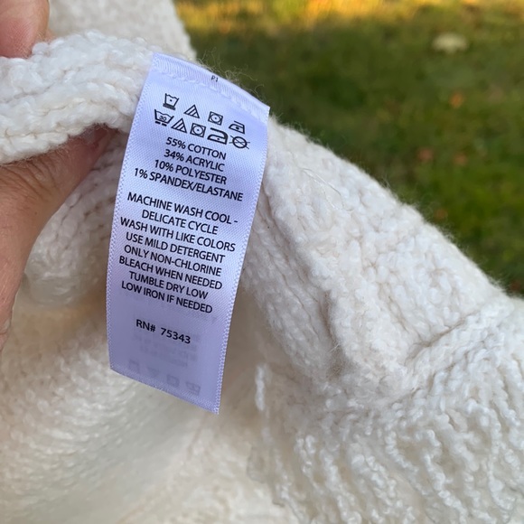 New cozy Sincerely Jules Chenille Long Open Cardigan - Picture 3 of 6